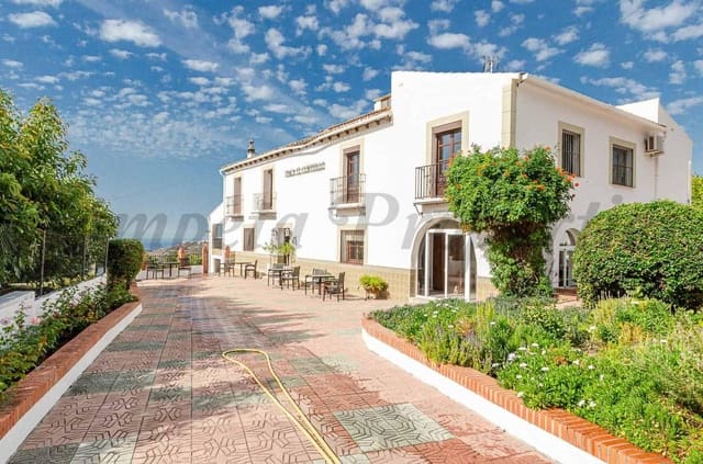 6 quarto Quinta/Casa Rural para venda em Albaida com piscina garagem - 998 000 € (Ref: 10148834)