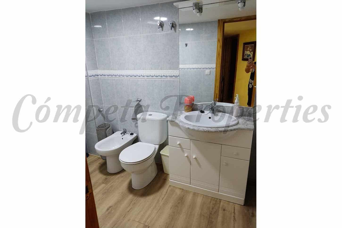 6 Zimmer Apartment zu vermieten in Torrox-Costa mit Pool - 700 € (Ref: 10148835)