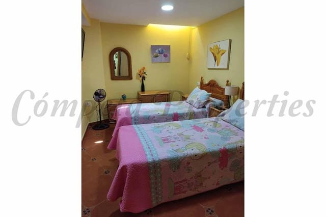 6 Zimmer Apartment zu vermieten in Centro Internacional, Torrox mit Pool - 700 € (Ref: 10148835)