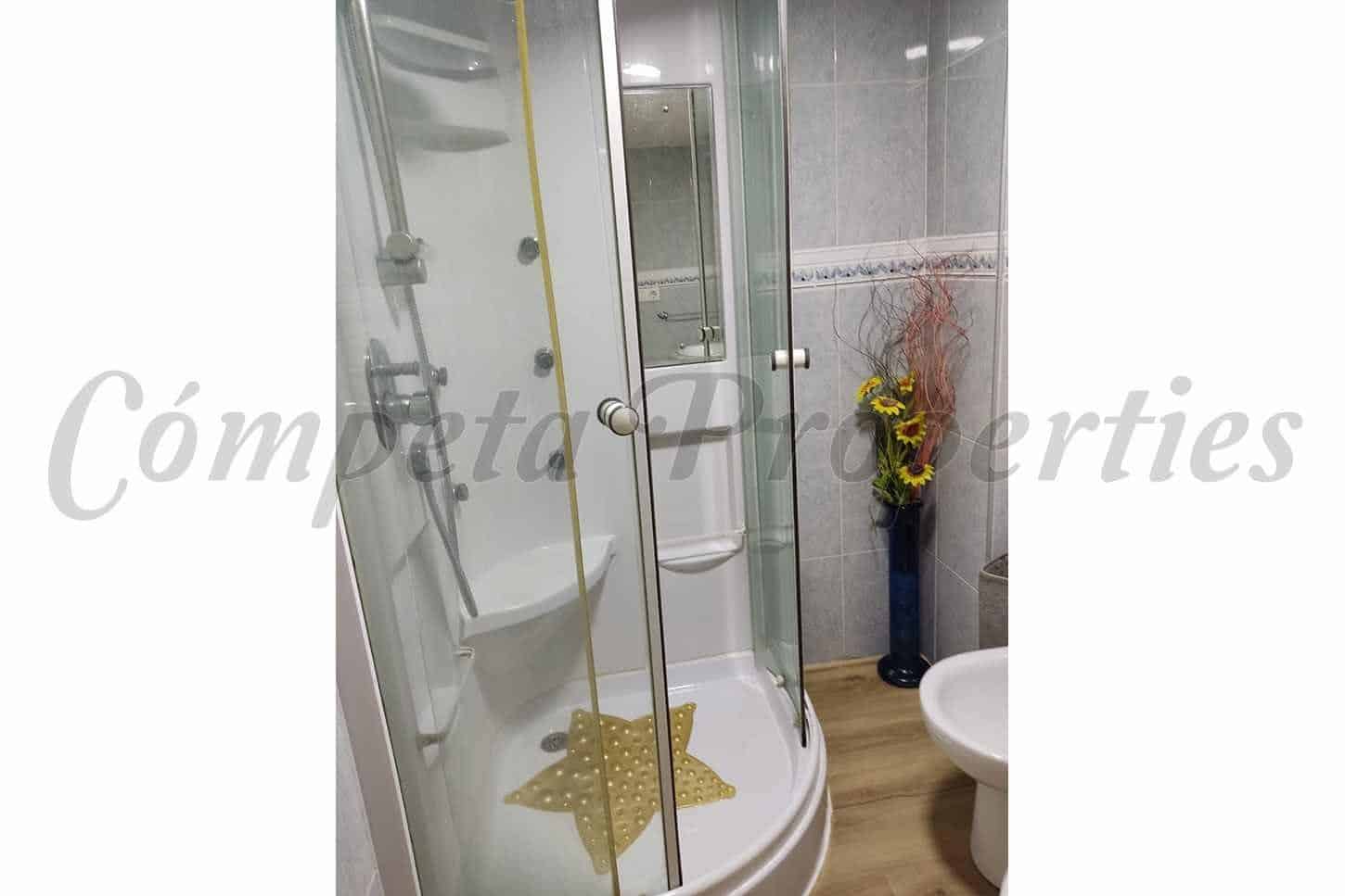 6 Zimmer Apartment zu vermieten in Torrox-Costa mit Pool - 700 € (Ref: 10148835)