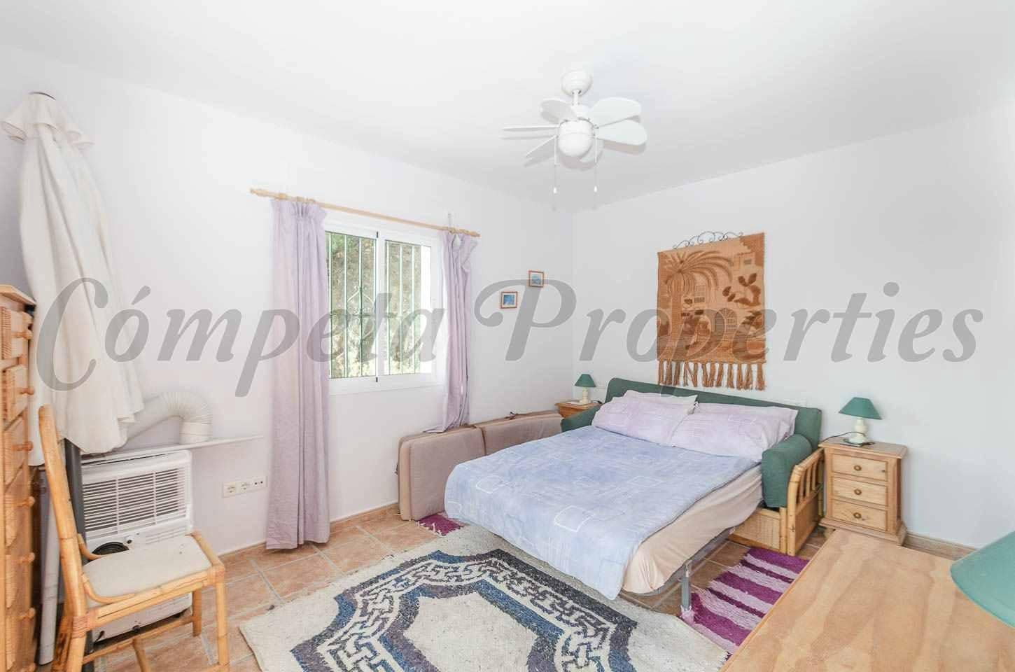 3 sypialnia Finka/Dom wiejski na sprzedaż w Competa z basenem garażem - 380 000 € (Ref: 10148836)