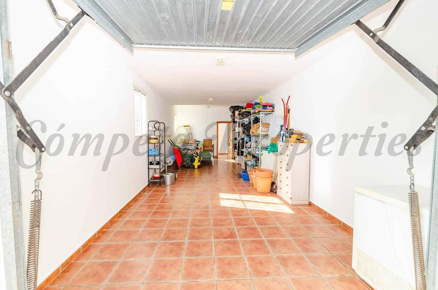3 sypialnia Finka/Dom wiejski na sprzedaż w Competa z basenem garażem - 380 000 € (Ref: 10148836)