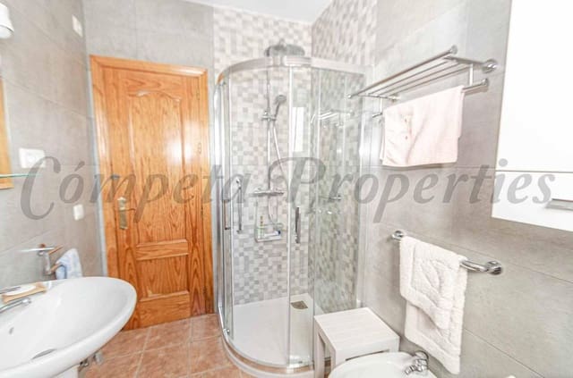 3 slaapkamer Finca/Landhuis te koop in Cómpeta met zwembad garage - € 380.000 (Ref: 10148836)