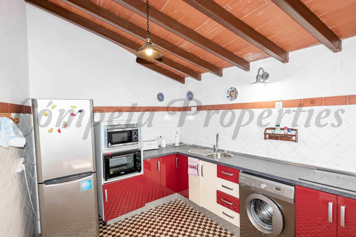 2 quarto Casa em Banda para arrendar em Nerja - 850 € (Ref: 10148838)