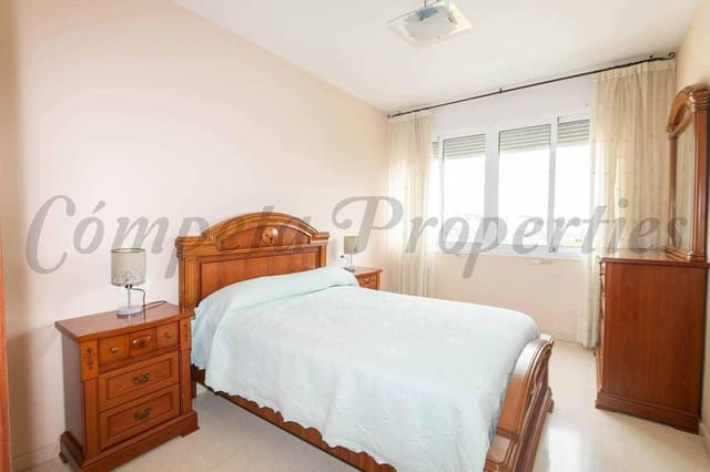 2 makuuhuone Huoneisto vuokrattavana paikassa Torrox-Costa, Torrox - 1 200 € (Ref: 10155265)