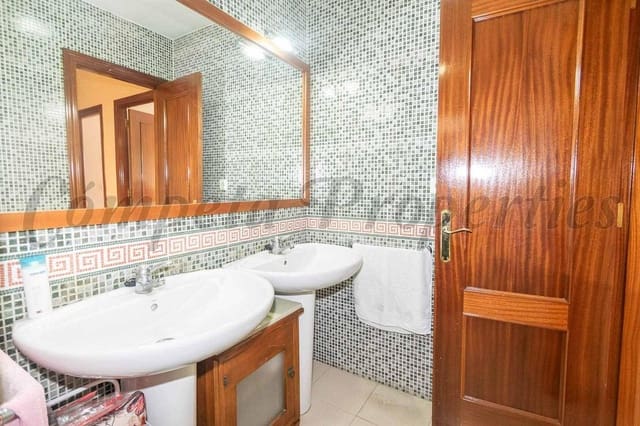 2 makuuhuone Huoneisto vuokrattavana paikassa Torrox-Costa, Torrox - 1 200 € (Ref: 10155265)