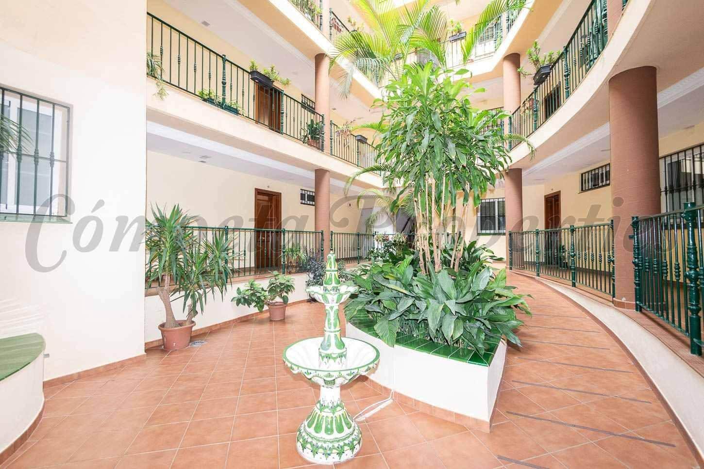 2 bedroom Apartment for rent in Torrox-Costa - € 1,200 (Ref: 10155265)