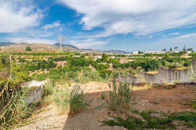 Bouwgrond te koop in Avda Pescia - Ctra de Frigiliana, Nerja - € 225.000 (Ref: 10157877)
