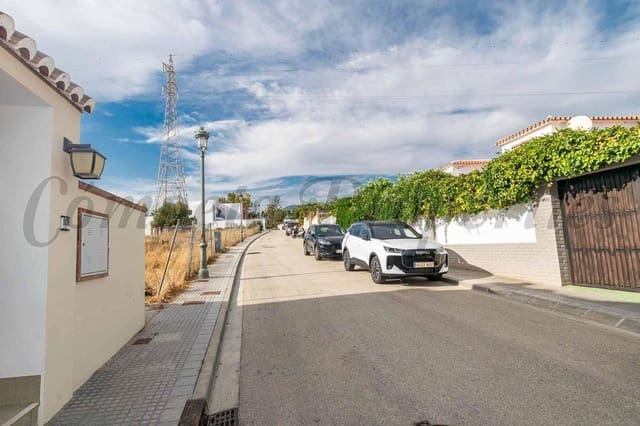 Bouwgrond te koop in Avda Pescia - Ctra de Frigiliana, Nerja - € 225.000 (Ref: 10157877)