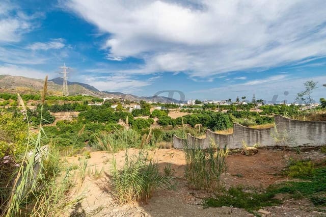 Bouwgrond te koop in Avda Pescia - Ctra de Frigiliana, Nerja - € 225.000 (Ref: 10157877)
