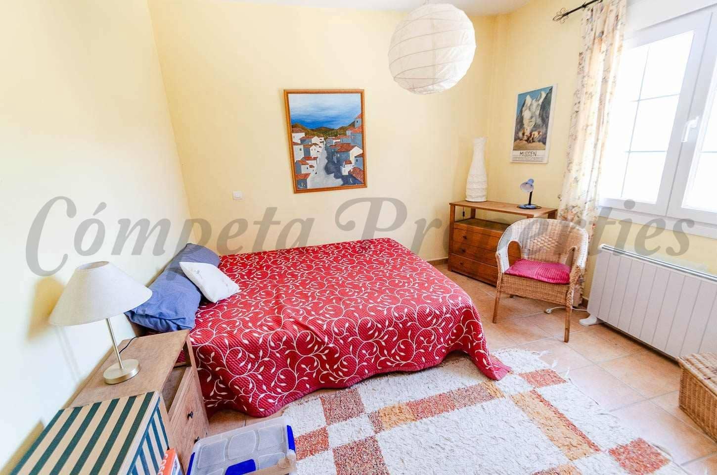 Finca/Casa Rural de 2 habitaciones en Cómpeta en venta con garaje - 349.000 € (Ref: 10161509)