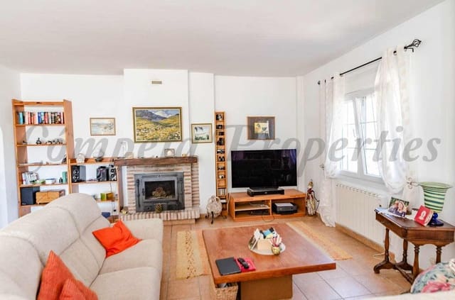 Finca/Casa Rural de 2 habitaciones en Cómpeta en venta con garaje - 349.000 € (Ref: 10161509)