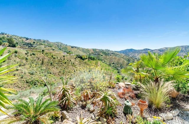 Finca/Casa Rural de 2 habitaciones en Cómpeta en venta con garaje - 349.000 € (Ref: 10161509)