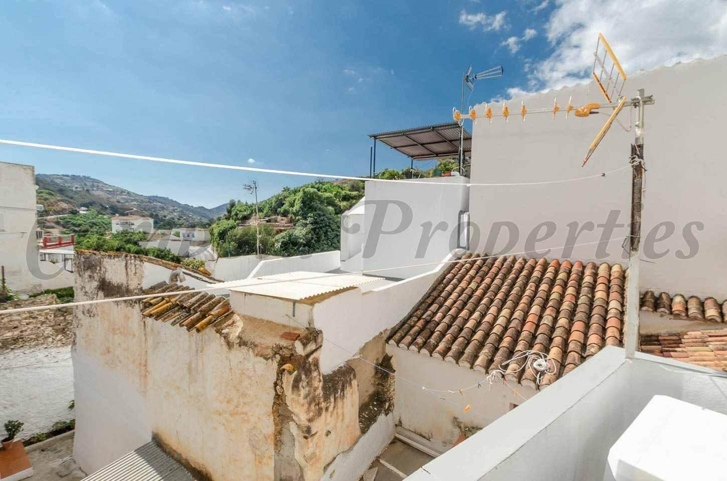 2 bedroom Townhouse for rent in Archez - € 490 (Ref: 10162269)