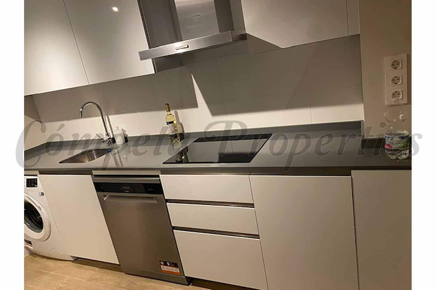 3 camera da letto Appartamento da affittare in Torrox-Costa con piscina garage - 1.300 € (Rif: 10171583)
