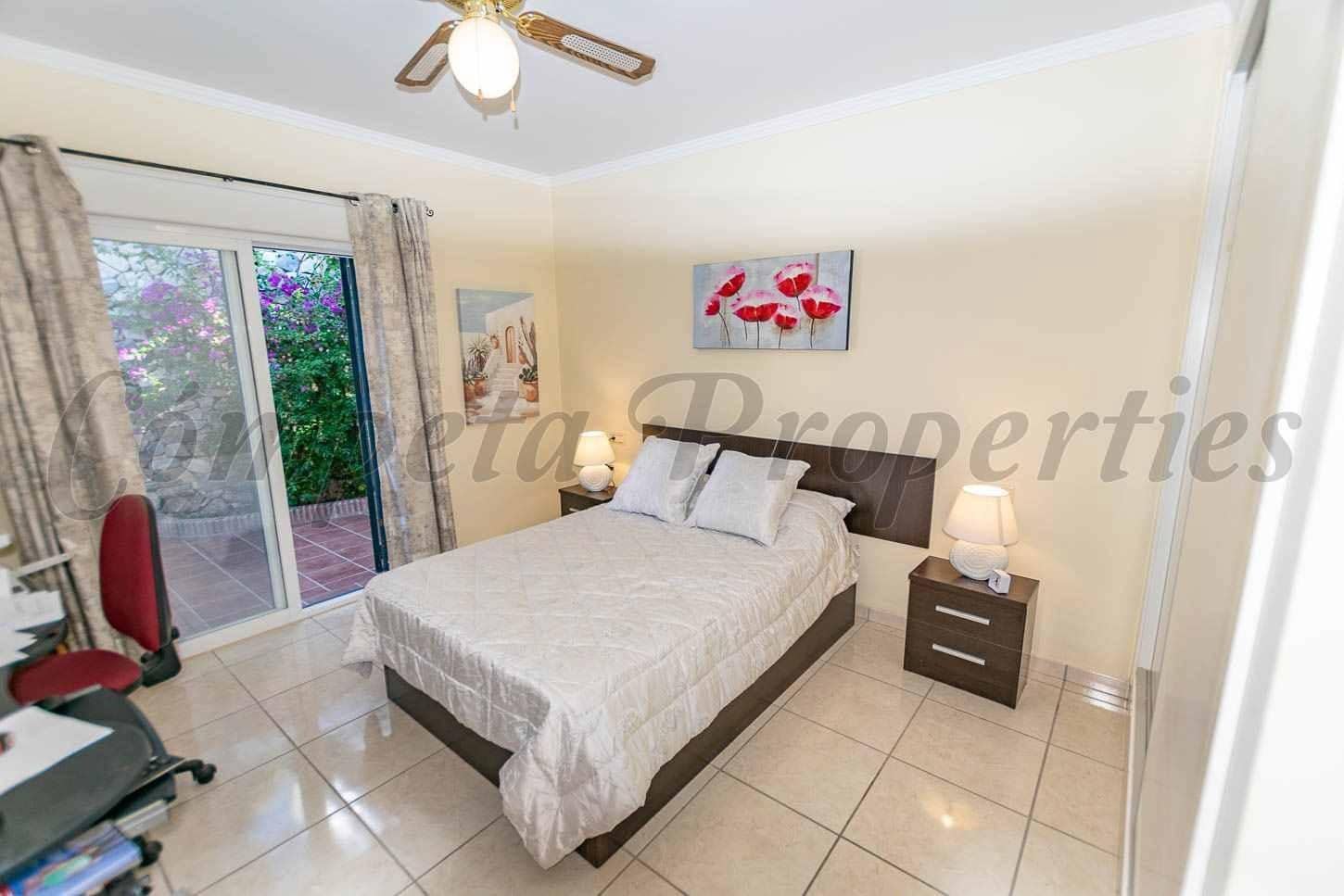 6 sypialnia Finka/Dom wiejski na sprzedaż w Archez z basenem garażem - 1 399 000 € (Ref: 10173922)