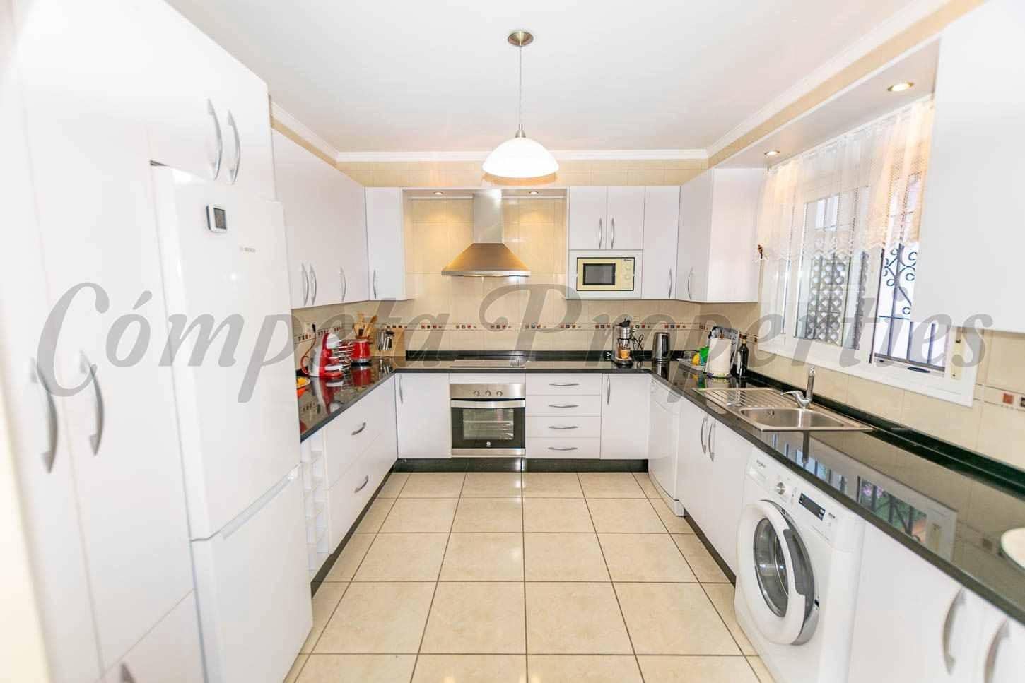 6 sypialnia Finka/Dom wiejski na sprzedaż w Archez z basenem garażem - 1 399 000 € (Ref: 10173922)