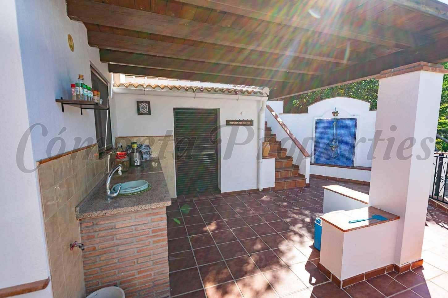 6 sypialnia Finka/Dom wiejski na sprzedaż w Archez z basenem garażem - 1 399 000 € (Ref: 10173922)