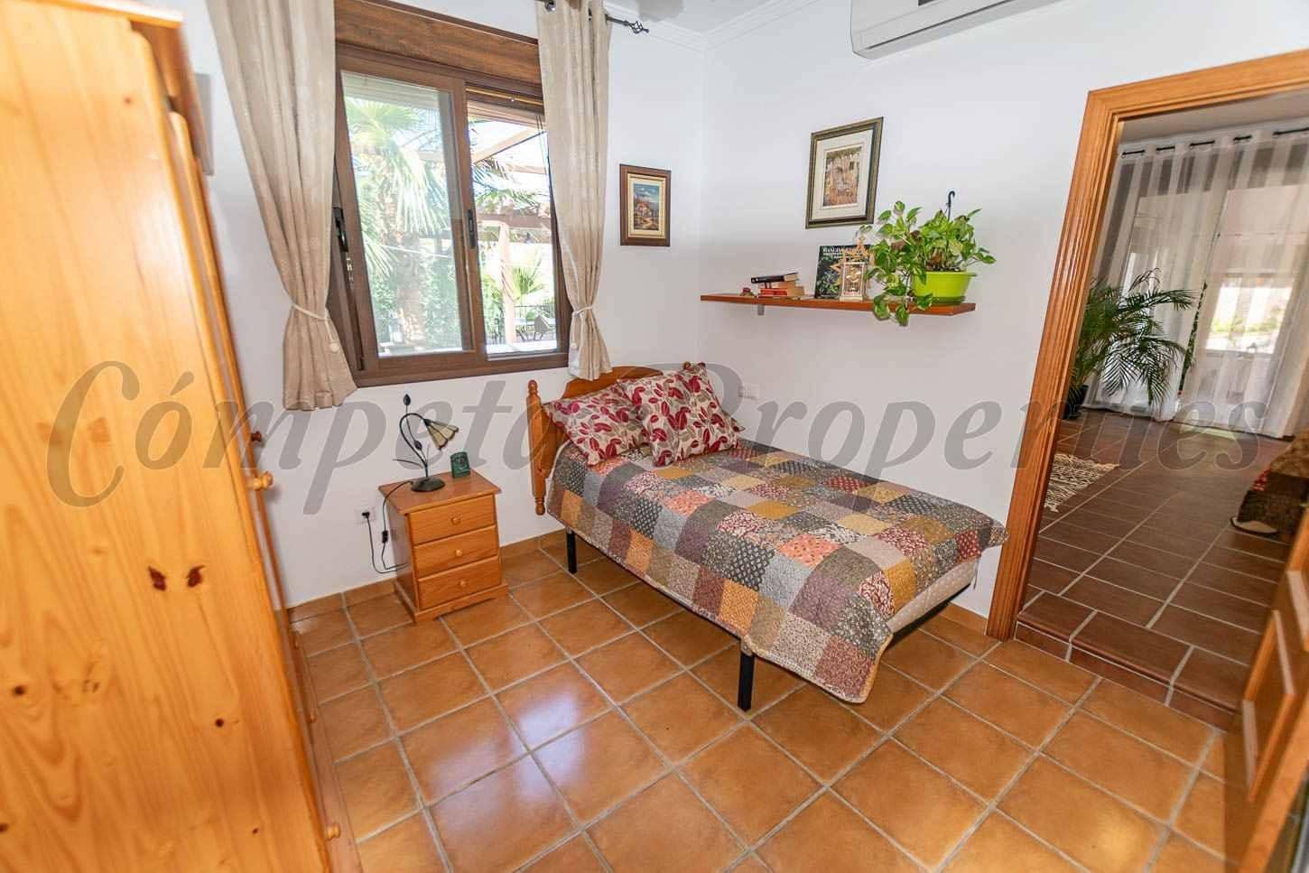 6 sypialnia Finka/Dom wiejski na sprzedaż w Archez z basenem garażem - 1 399 000 € (Ref: 10173922)
