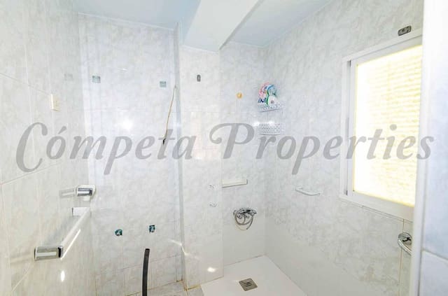 2 sypialnia Dom na sprzedaż w Cómpeta z garażem - 158 000 € (Ref: 10173923)