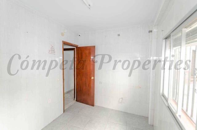 2 sypialnia Dom na sprzedaż w Cómpeta z garażem - 158 000 € (Ref: 10173923)