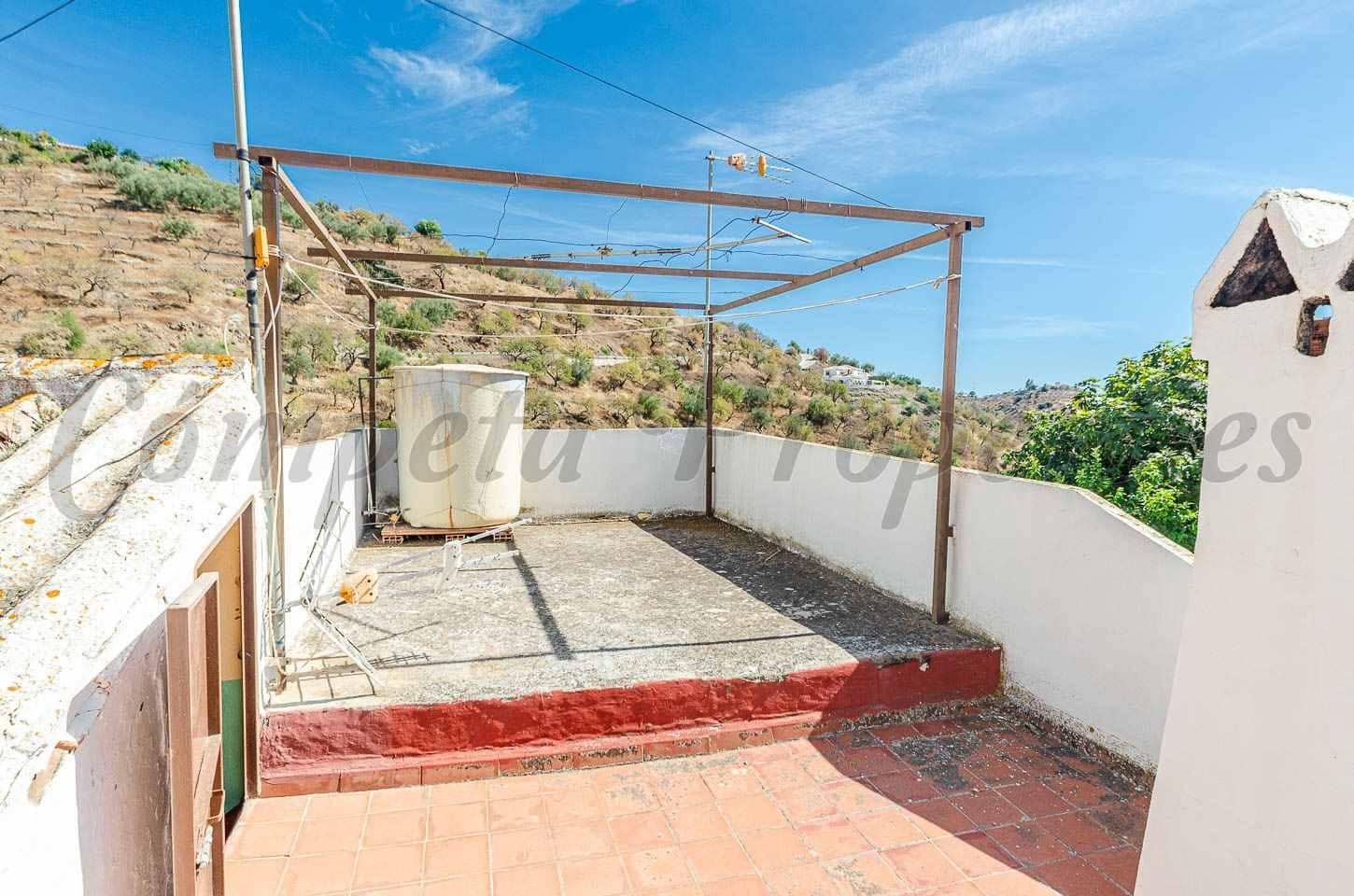 6 slaapkamer Huis te koop in Arenas - € 150.000 (Ref: 10174626)