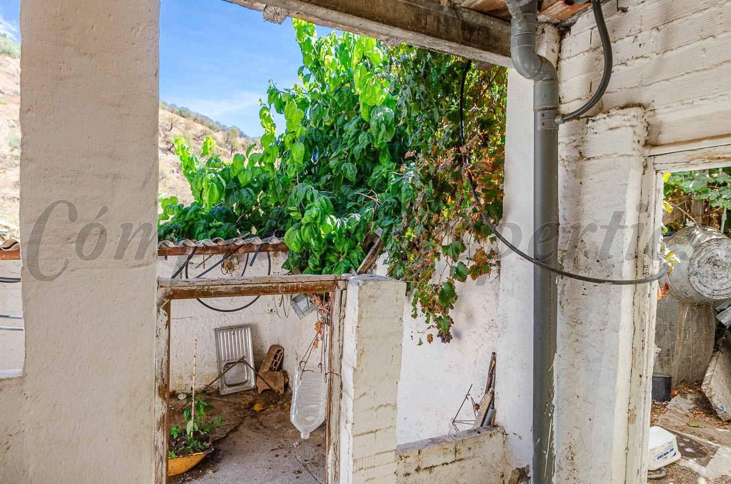 6 slaapkamer Huis te koop in Arenas - € 150.000 (Ref: 10174626)