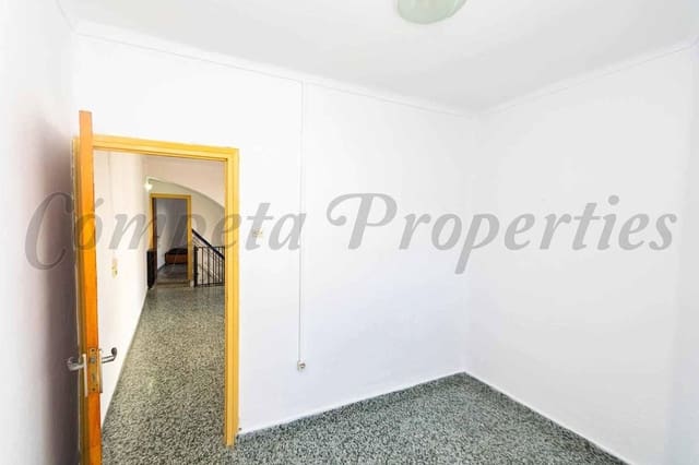 Casa de 3 habitaciones en Torrox Pueblo, Torrox en venta - 179.900 € (Ref: 10174627)