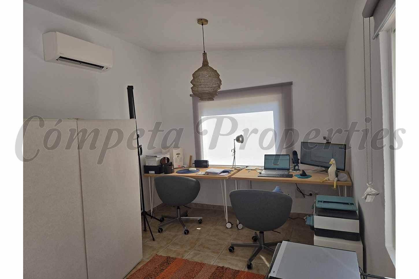 3 makuuhuone Maalaistalo myytävänä paikassa Competa mukana uima-altaan - 425 000 € (Ref: 10180603)