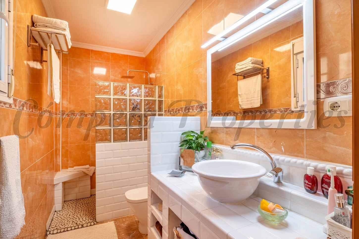 4 quarto Quinta/Casa Rural para venda em Competa com piscina garagem - 690 000 € (Ref: 10183106)
