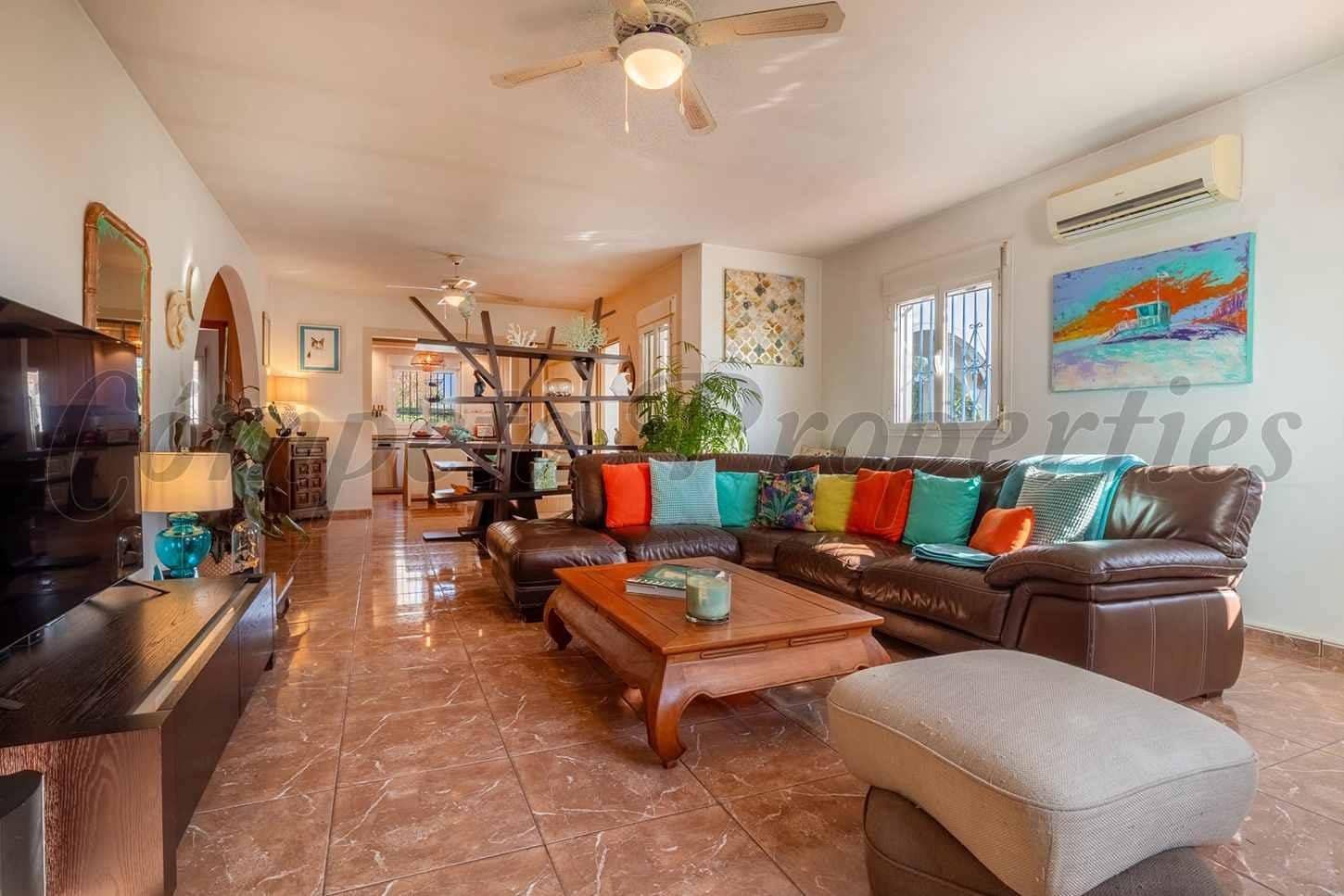 4 quarto Quinta/Casa Rural para venda em Competa com piscina garagem - 690 000 € (Ref: 10183106)