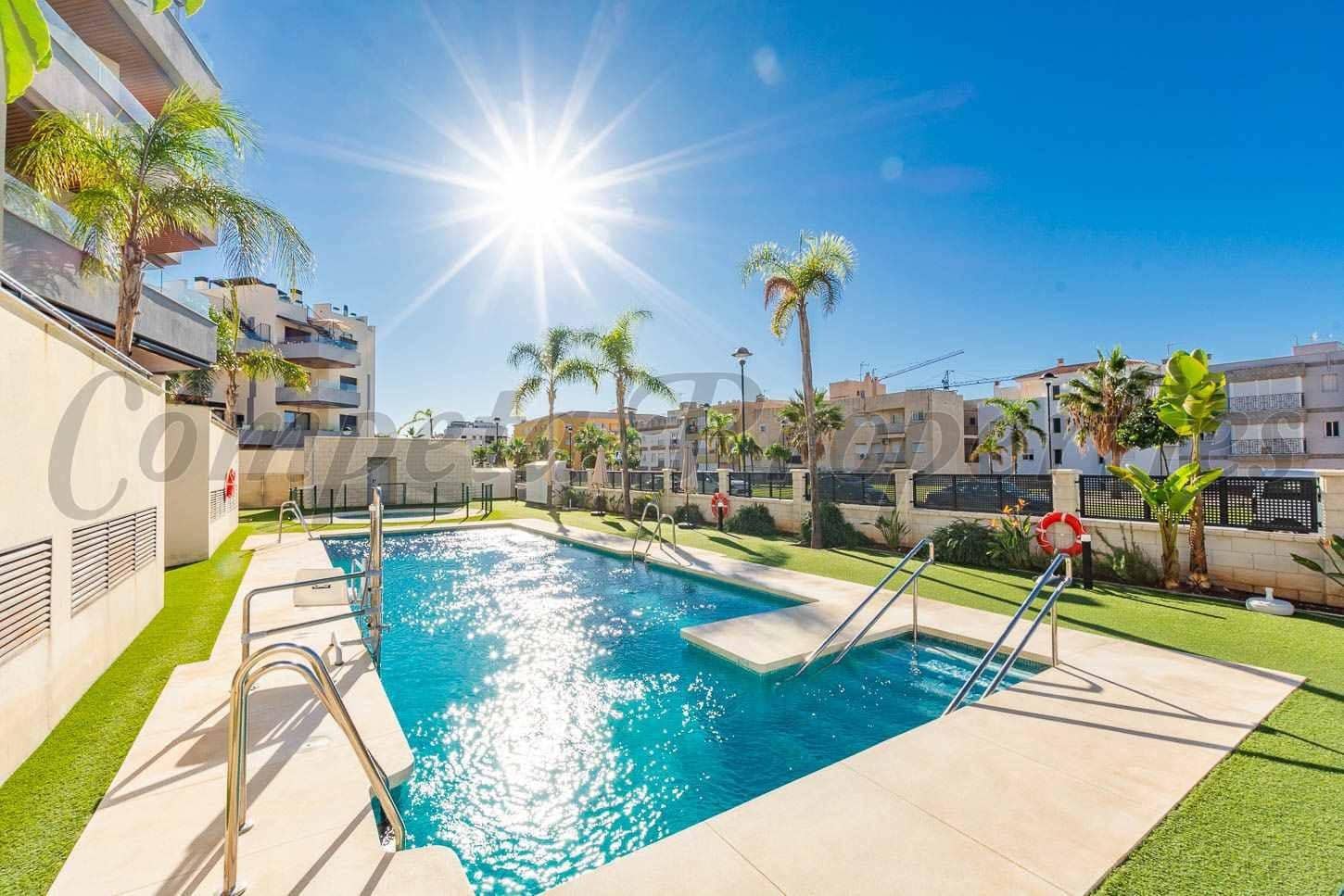2 sovrum Takvåning till salu i Torrox-Costa med pool garage - 398 000 € (Ref: 10183107)