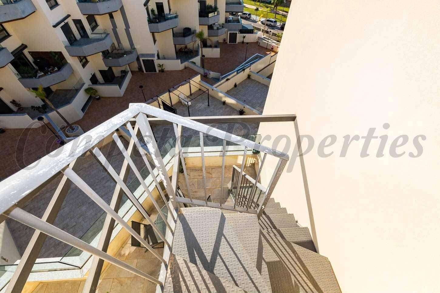 2 sovrum Takvåning till salu i Torrox-Costa med pool garage - 398 000 € (Ref: 10183107)