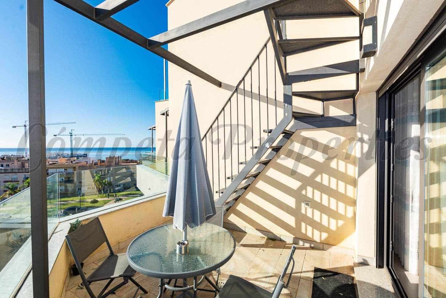 2 sovrum Takvåning till salu i Torrox-Costa med pool garage - 398 000 € (Ref: 10183107)