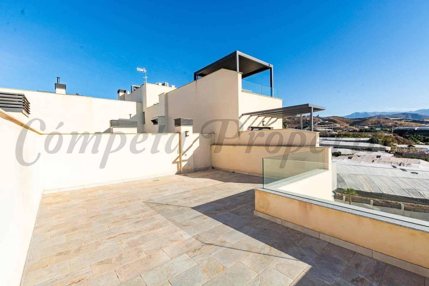 2 sovrum Takvåning till salu i Torrox-Costa med pool garage - 398 000 € (Ref: 10183107)