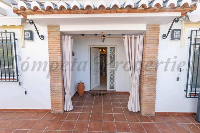 3 slaapkamer Finca/Landhuis te koop in Archez met zwembad - € 849.000 (Ref: 10184887)