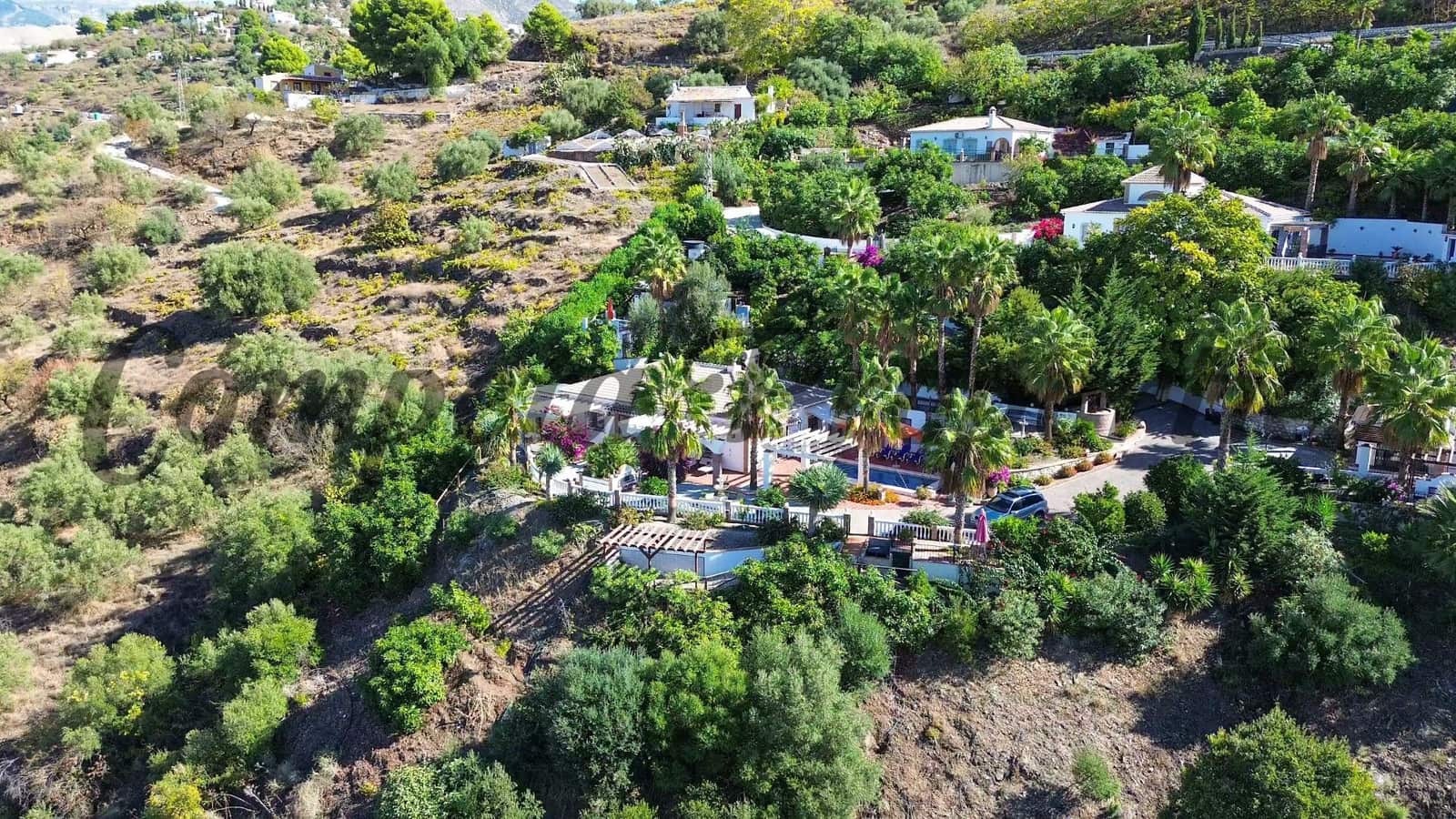 3 slaapkamer Finca/Landhuis te koop in Archez met zwembad - € 849.000 (Ref: 10184887)