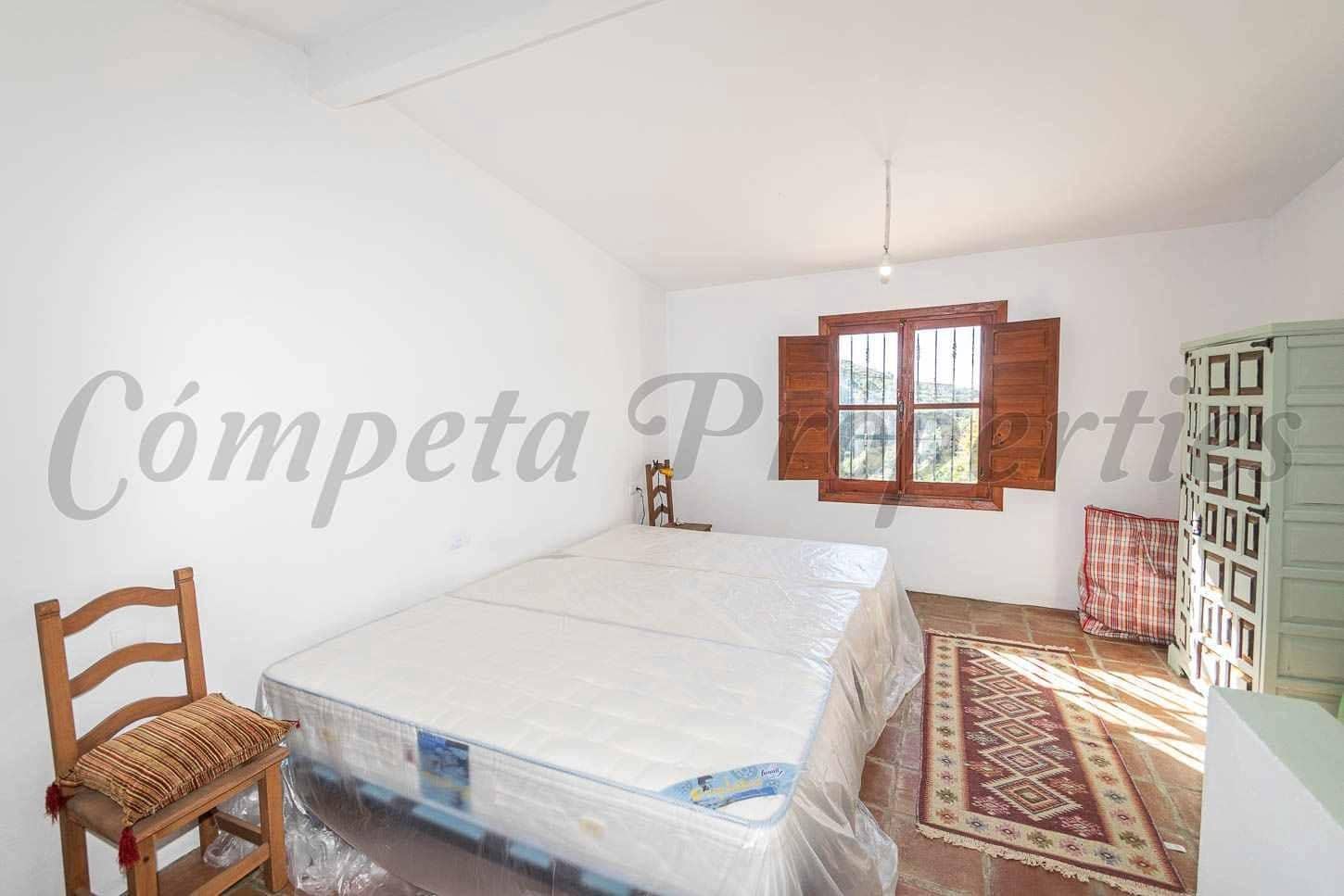 2 sovrum Finca/Hus på landet till salu i Torrox med garage - 200 000 € (Ref: 10184888)