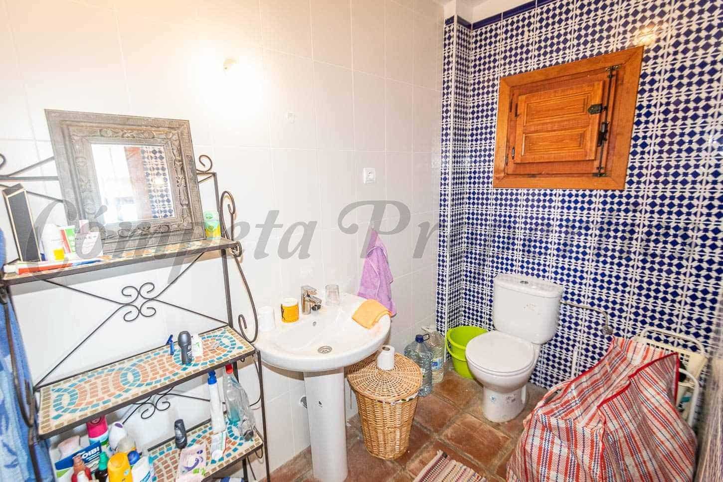 2 sovrum Finca/Hus på landet till salu i Torrox med garage - 200 000 € (Ref: 10184888)