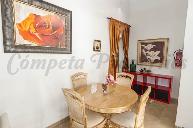 2 bedroom Villa for holiday rental in Cómpeta with pool - € 650 (Ref: 2247216)