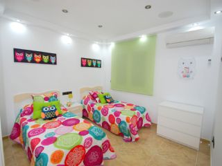 3 camera da letto Villa da affitare come casa vacanza in Torre del Mar con piscina garage - 1.600 € (Rif: 2406144)