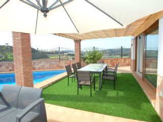 3 camera da letto Villa da affitare come casa vacanza in Torre del Mar, Vélez-Málaga con piscina garage - 1.600 € (Rif: 2406144)