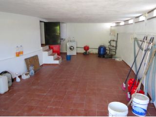 4 bedroom Villa for sale in Torrox with pool garage - € 378,000 (Ref: 2433465)