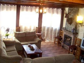 6 camera da letto Villa da affitare come casa vacanza in Sayalonga con piscina - 1.200 € (Rif: 2468782)