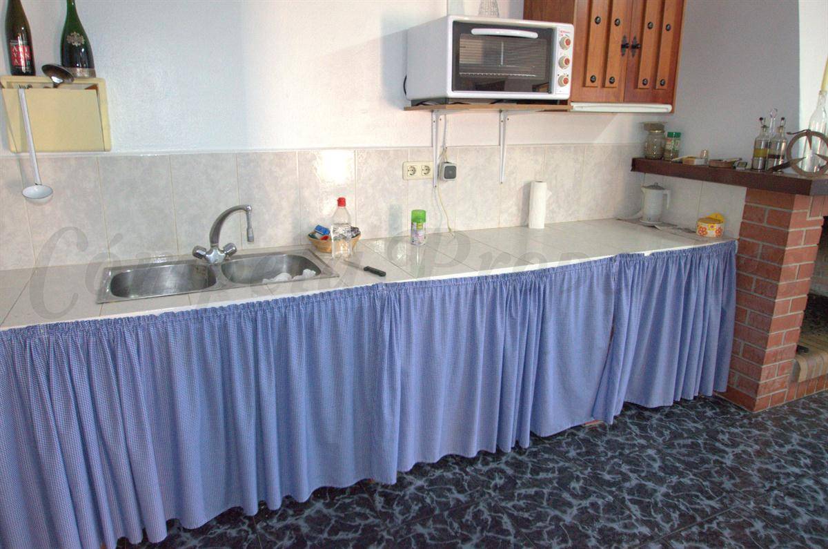 2 soveværelse Finca/Landehus til salg i Sayalonga - € 235.000 (Ref: 2600689)