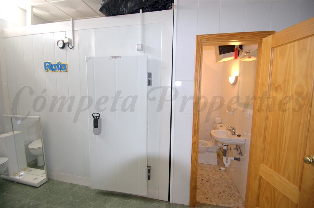 Virksomhed til leje i Torrox - € 780 (Ref: 2679531)