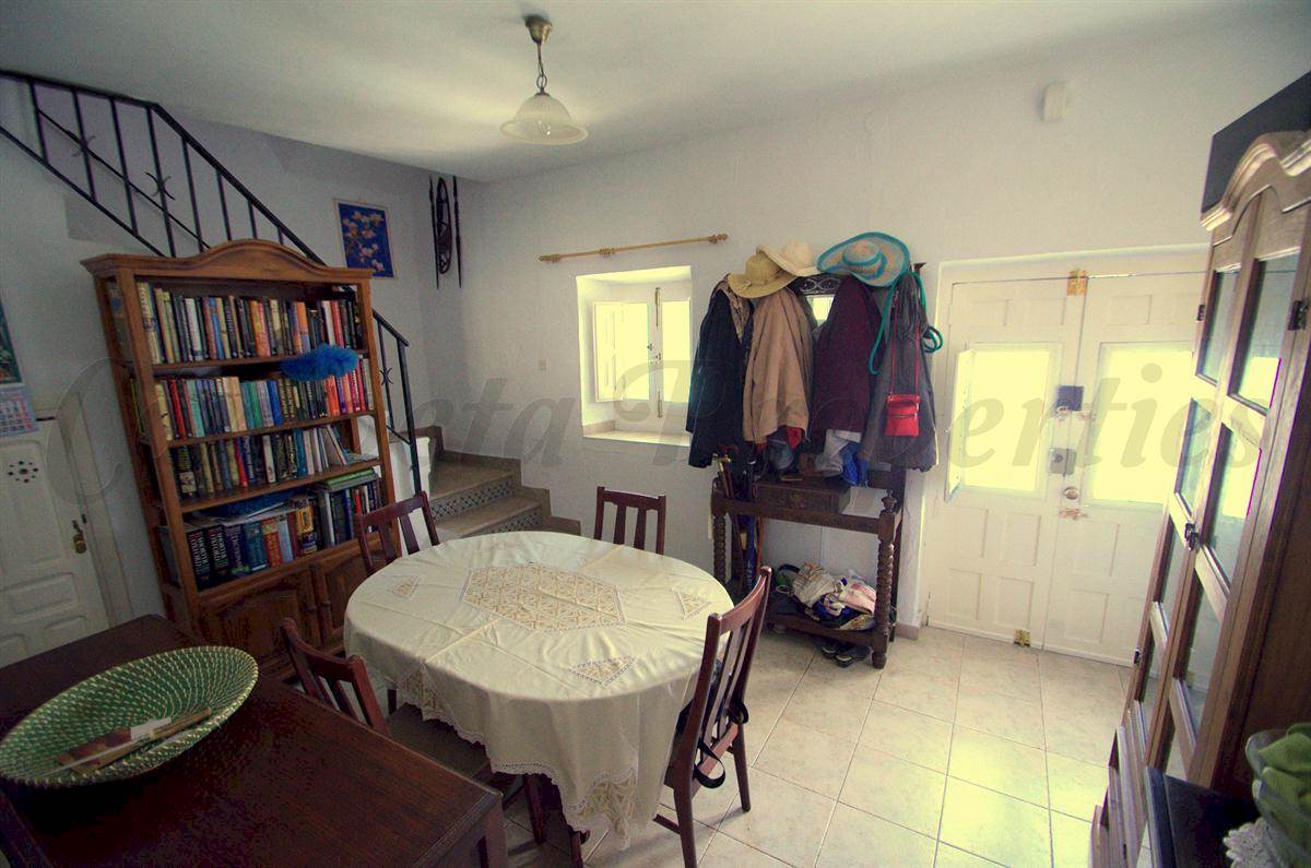 3 slaapkamer Huis te koop in Canillas de Albaida - € 170.000 (Ref: 2685995)