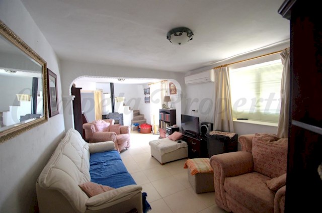 3 slaapkamer Huis te koop in Canillas de Albaida - € 170.000 (Ref: 2685995)