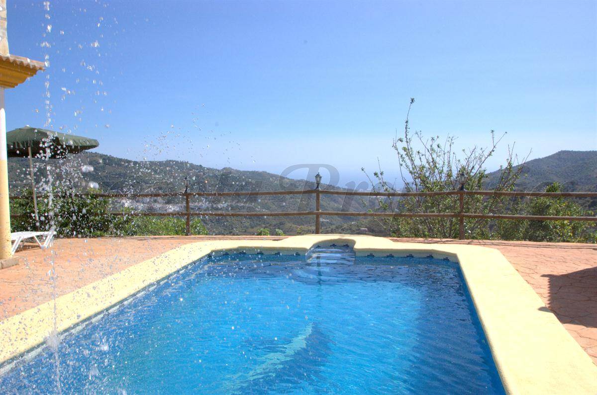 5 camera da letto Villa da affitare come casa vacanza in Corumbela con piscina - 625 € (Rif: 2707644)