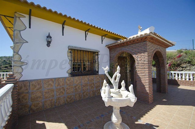 5 camera da letto Villa da affitare come casa vacanza in Corumbela, Sayalonga con piscina - 625 € (Rif: 2707644)